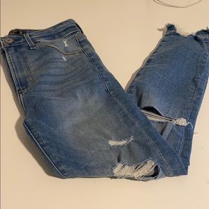 ABECROMBIE JEANS